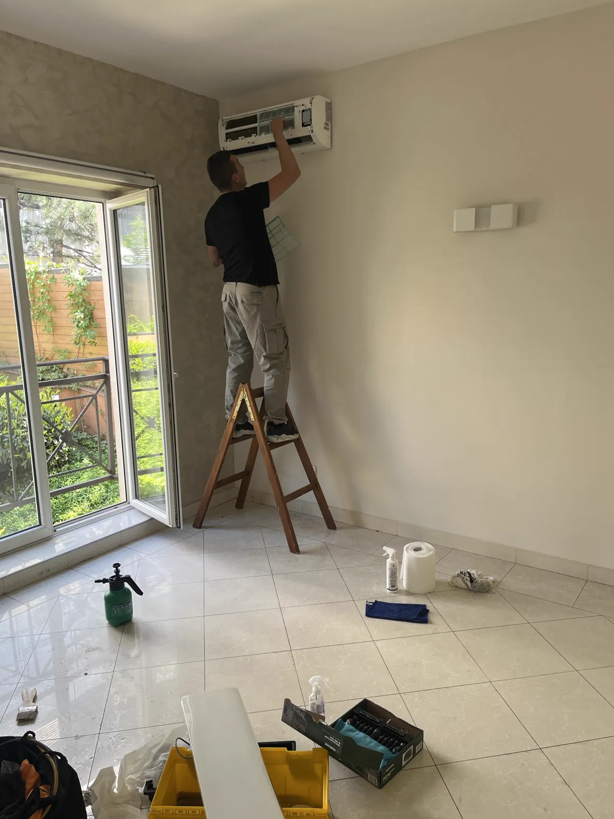 Servis i čišćenje klime